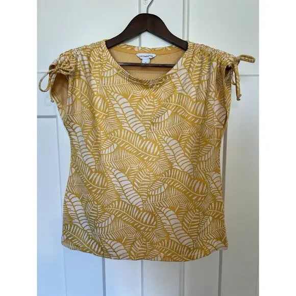 Liz Claiborne Size Medium Yellow White Leaf Pattern Short Sleeve Blouse - Picture 1 of 9